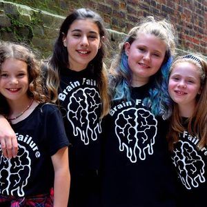 Meet your Posher, Elizabeth